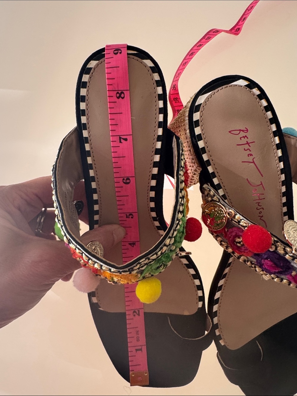 Betsey Johnson Callan Sandals Black Multicolor Coins Pom Poms Size 5.5 - Picture 11 of 11